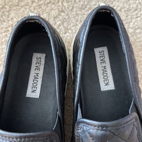 Steve Madden Black Ecentric-Quilted Platform Sneakers - Size 9 - Picture 5 of 6